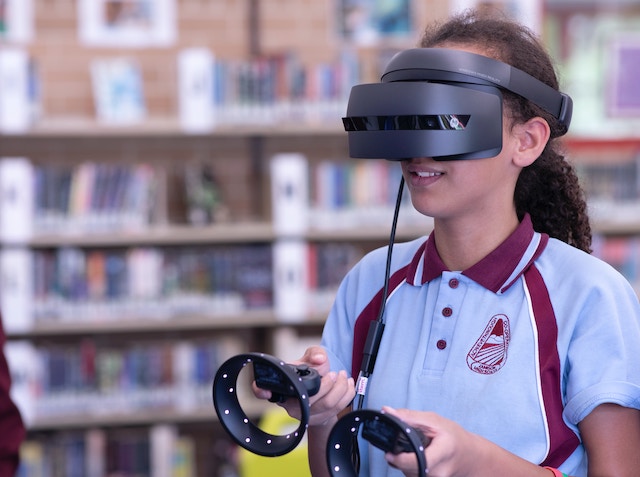 VR（Virtual Reality：仮想現実）とは